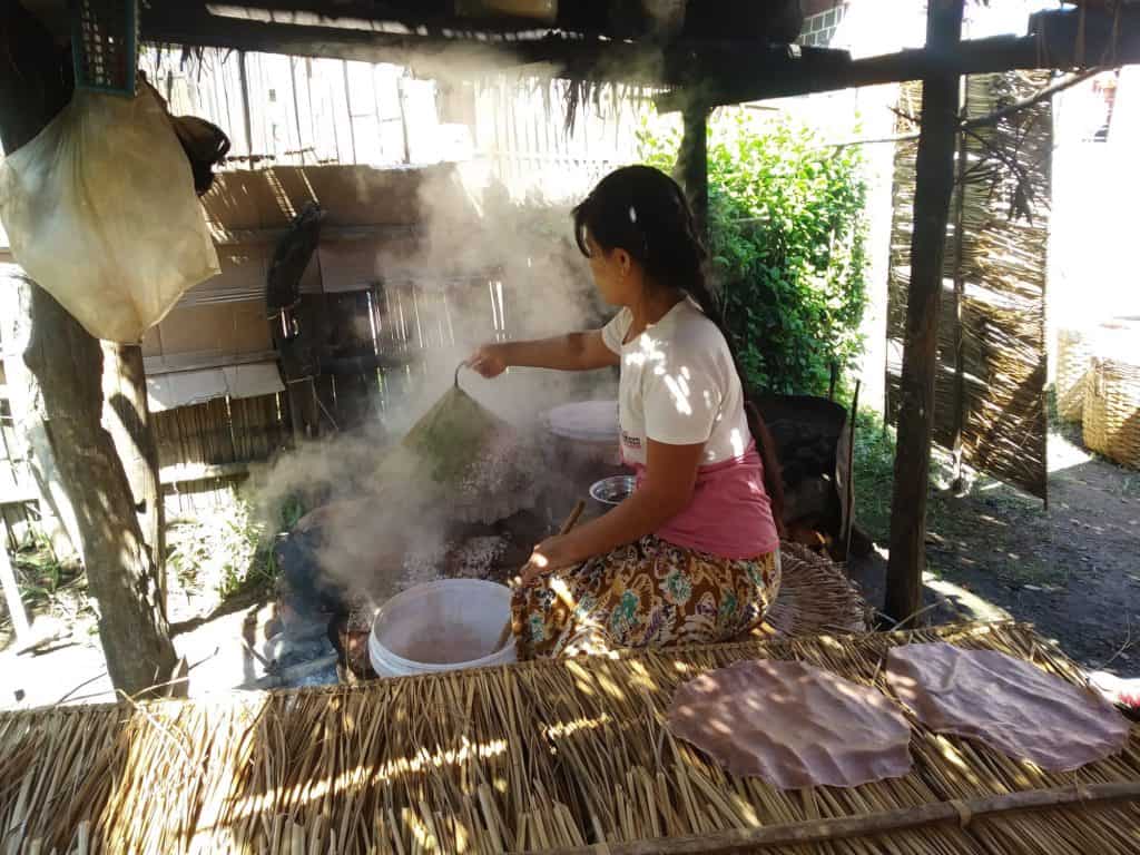 Traditional cooking in Inle Lake