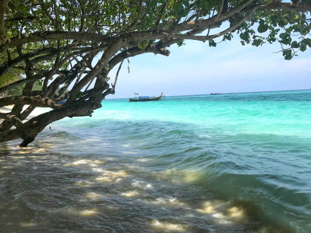 Lon Beach, Koh Phi Phi